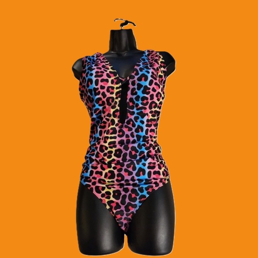 Rainbow Ombre Leopard Print One Piece Swimsuit Strappy Back Keyhole 2XL